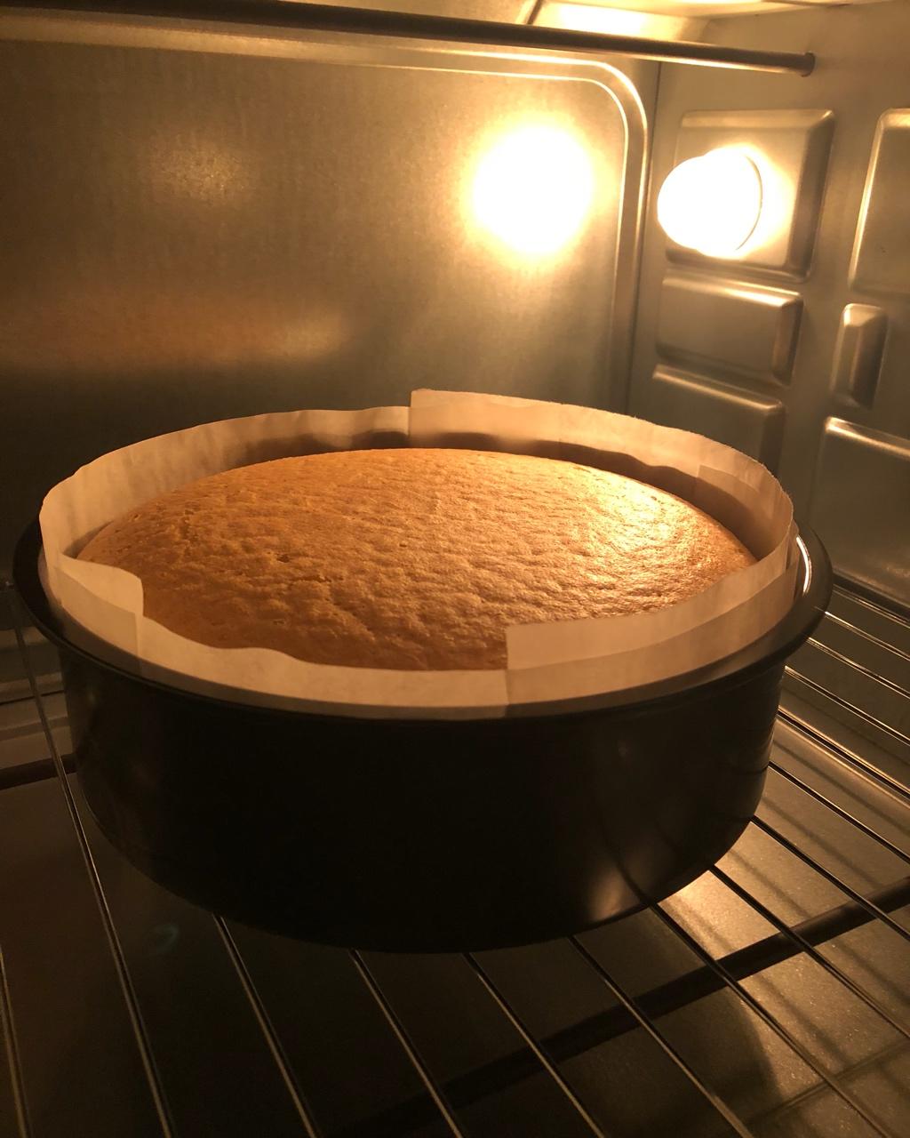 烤箱 烤箱做蛋糕(戚风蛋糕的做法) 微笑晴朗做的烤箱做蛋糕(戚风蛋糕