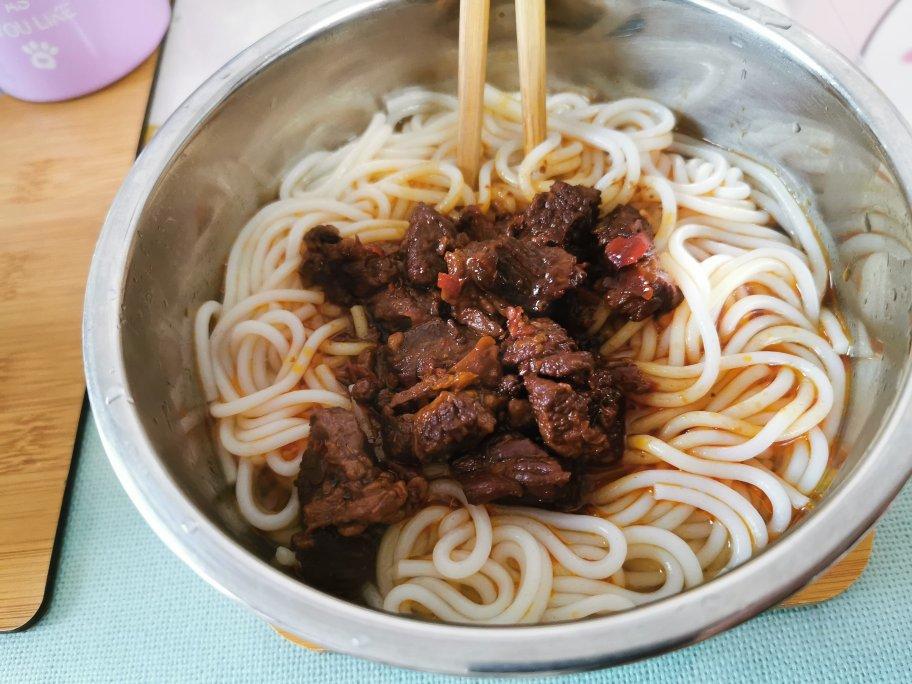 川味红烧牛肉粉