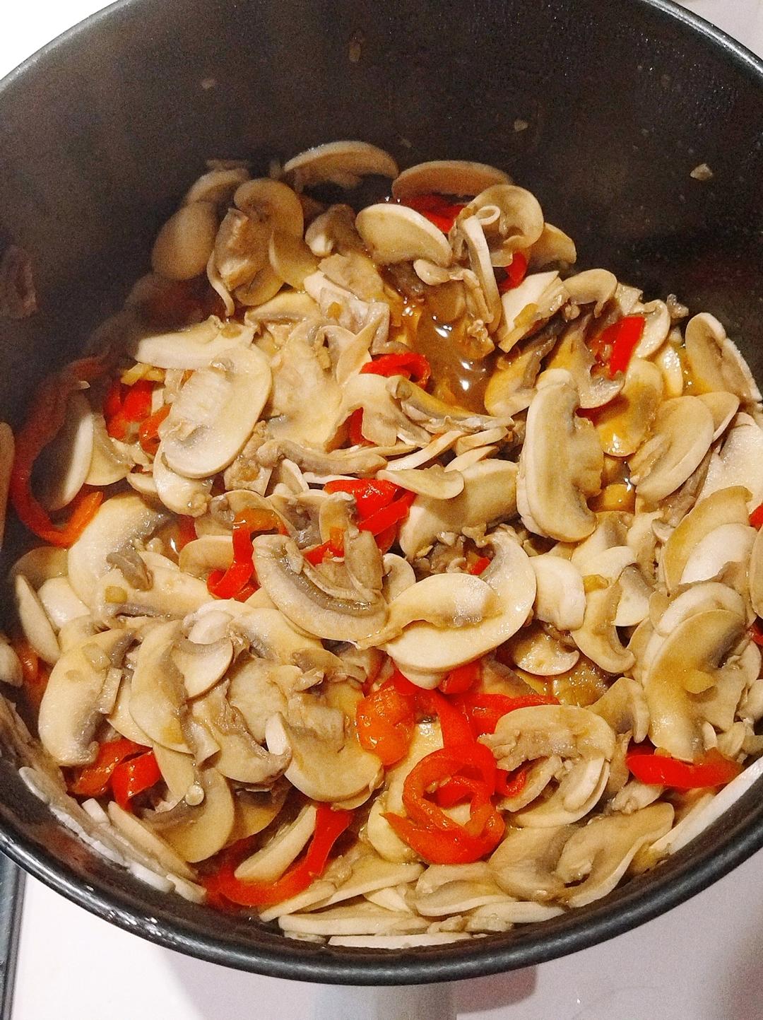 素炒鲜口蘑（白蘑菇），快手家常菜