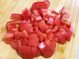超详细•老妈喜欢的西红柿牛腩炖土豆的做法 步骤5
