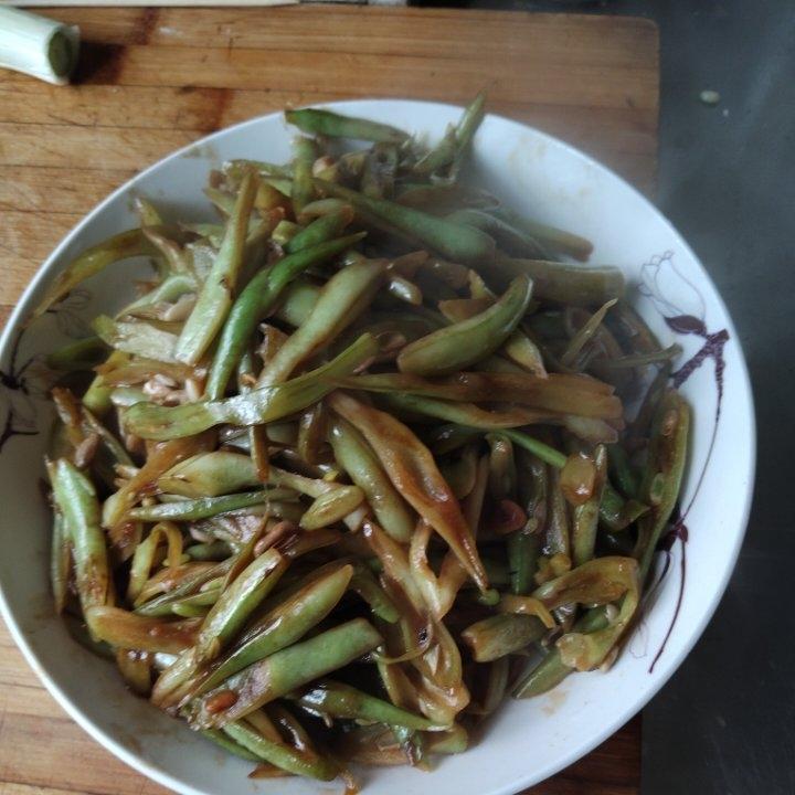 不吃不知道，一吃吓一跳的蒜香素炒豆角