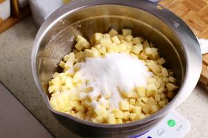 【巧用酥皮】美味酥皮苹果派的做法 步骤1