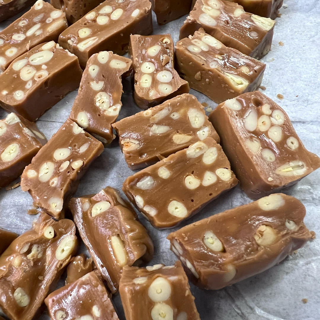 海盐杏仁太妃糖