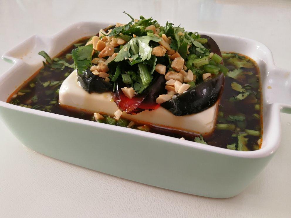 皮蛋豆腐