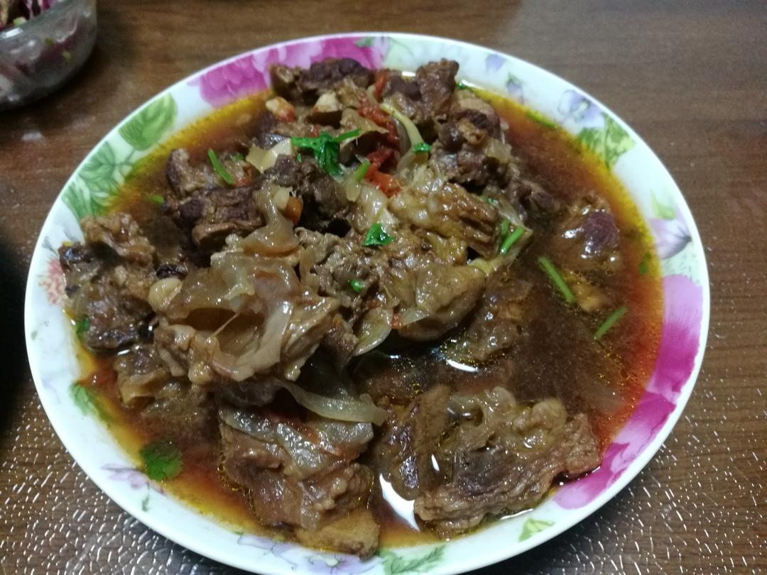 红烧牛肉土豆 （独家秘制）