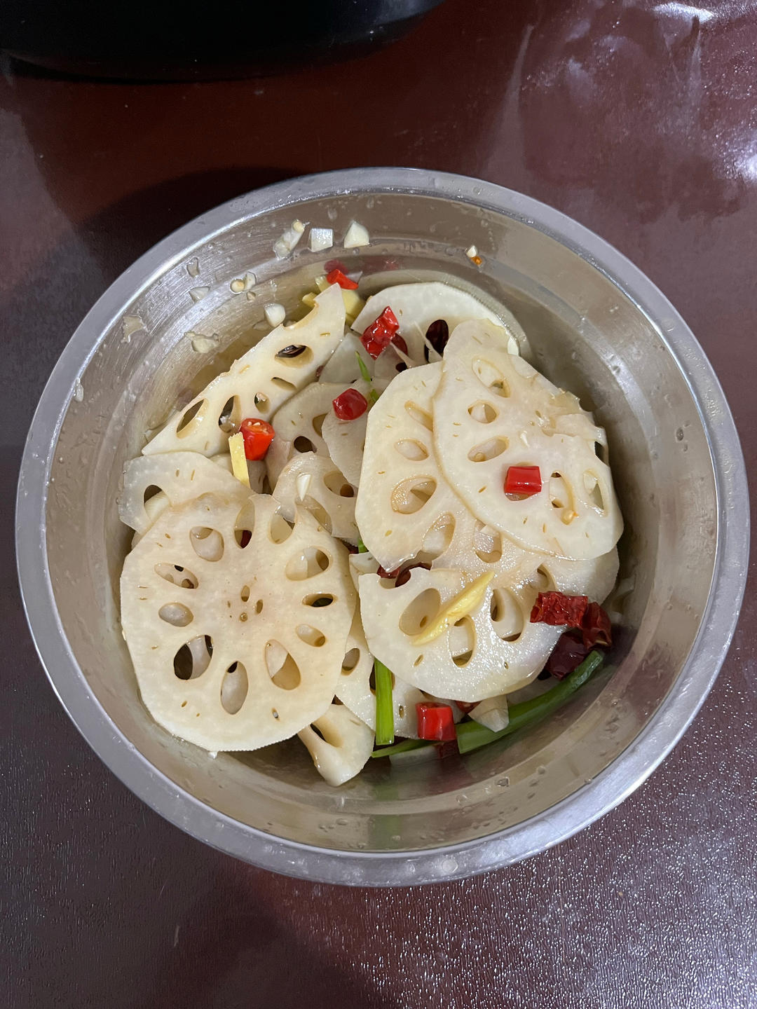 家常凉菜--炝拌藕片