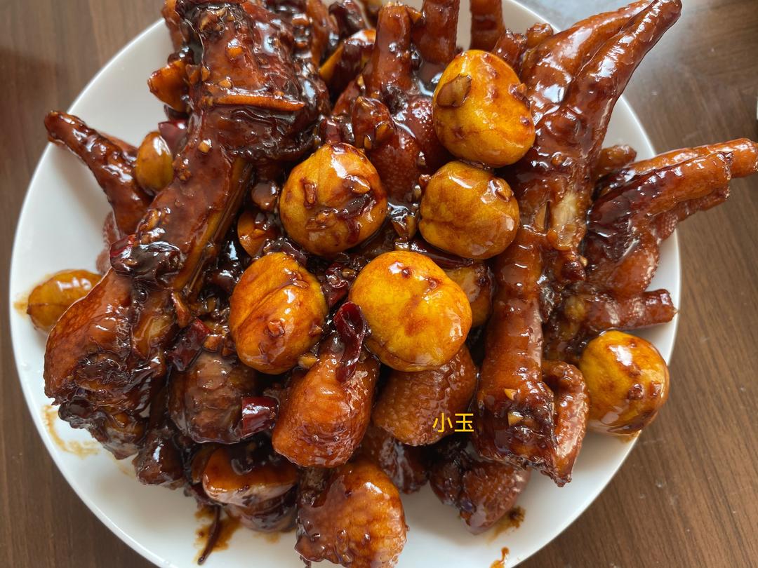 红烧鸡爪板栗的做法