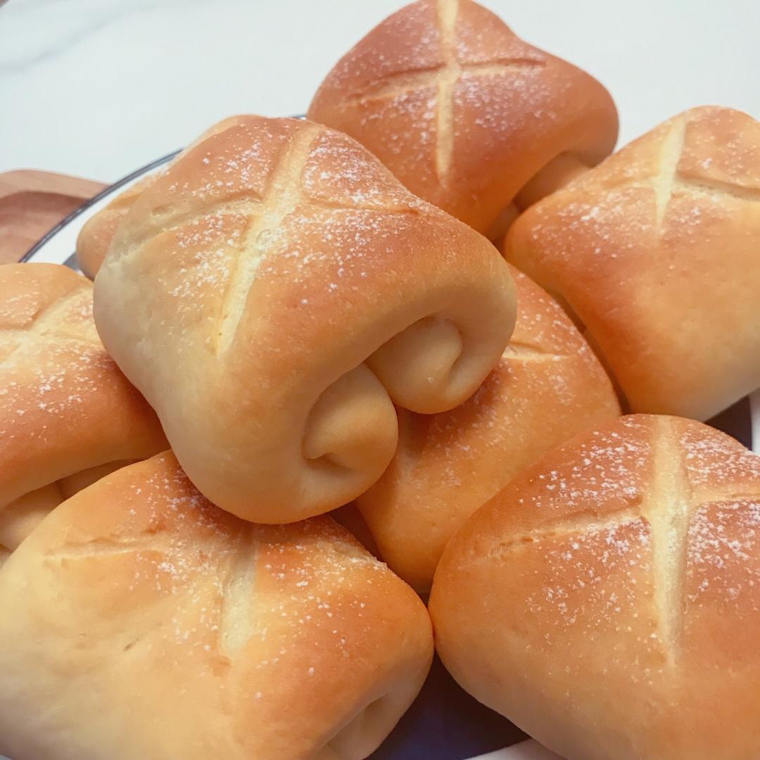 轻盈如棉花·奶香柔绵十足的牛奶面包