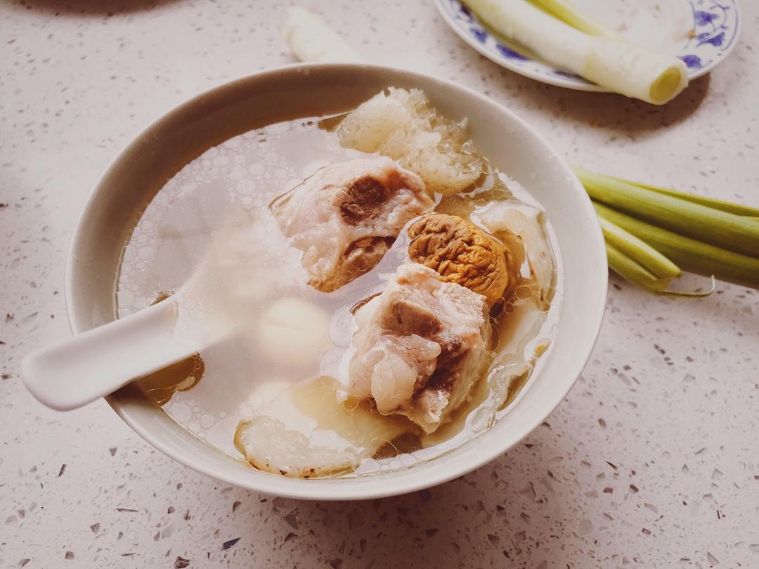 清凉补排骨汤