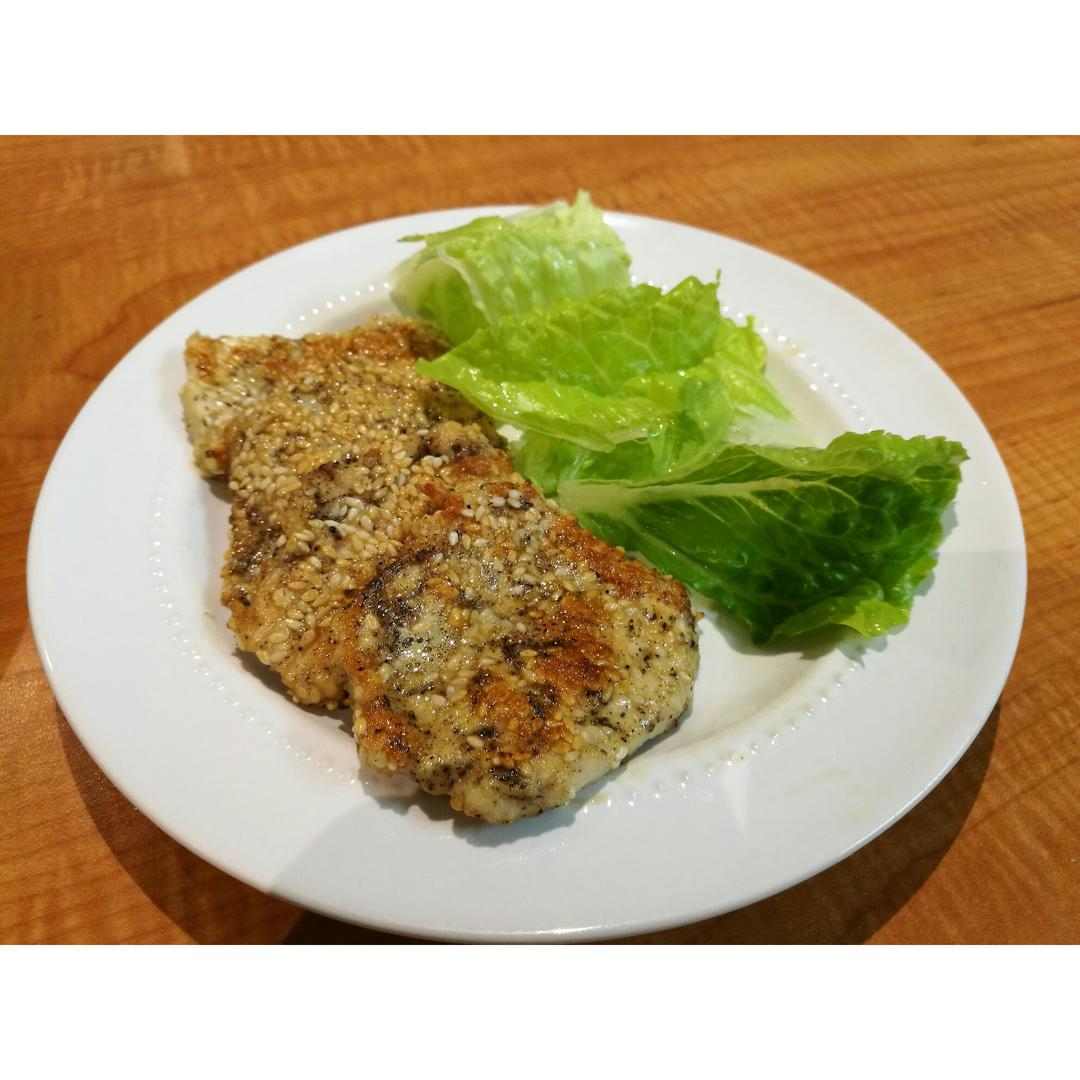 芝麻煎鸡胸