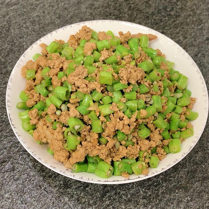 超简单的下饭菜🔥肉末豆角，好吃到流泪