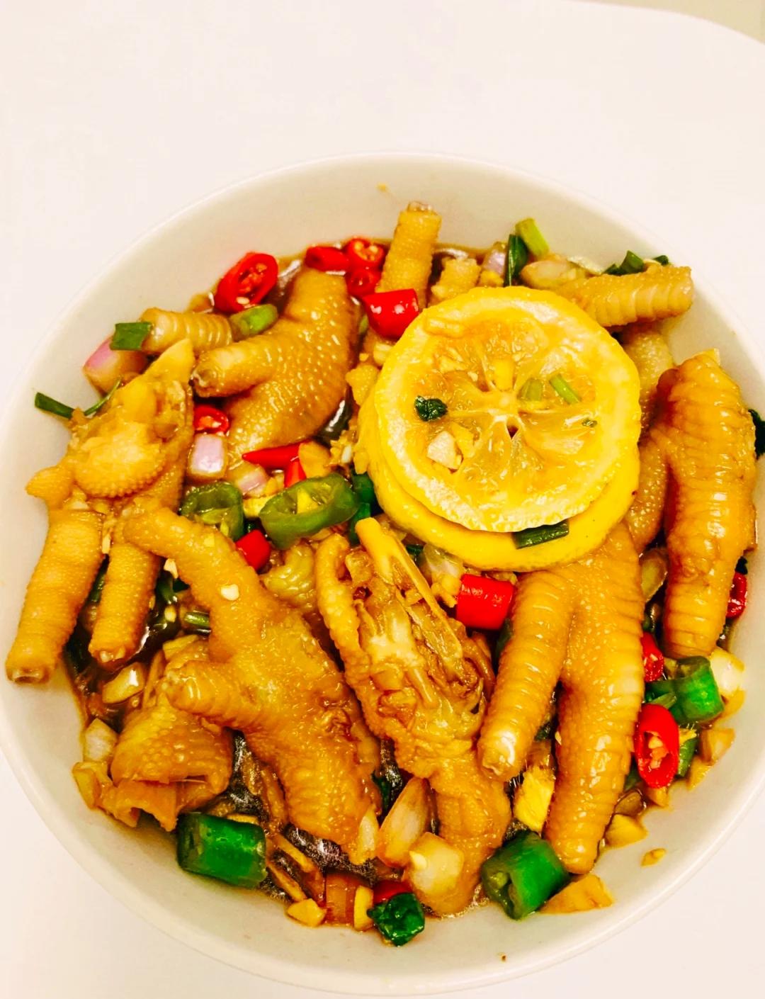 柠檬泡椒鸡爪