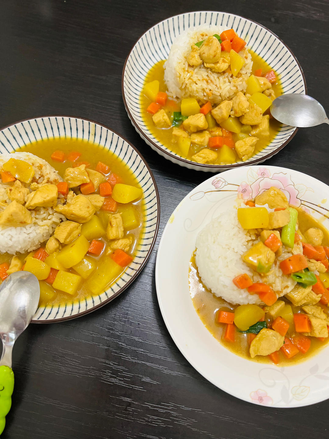 零失败日式咖喱鸡肉饭！！最正宗日本家庭做法！简单又好吃！