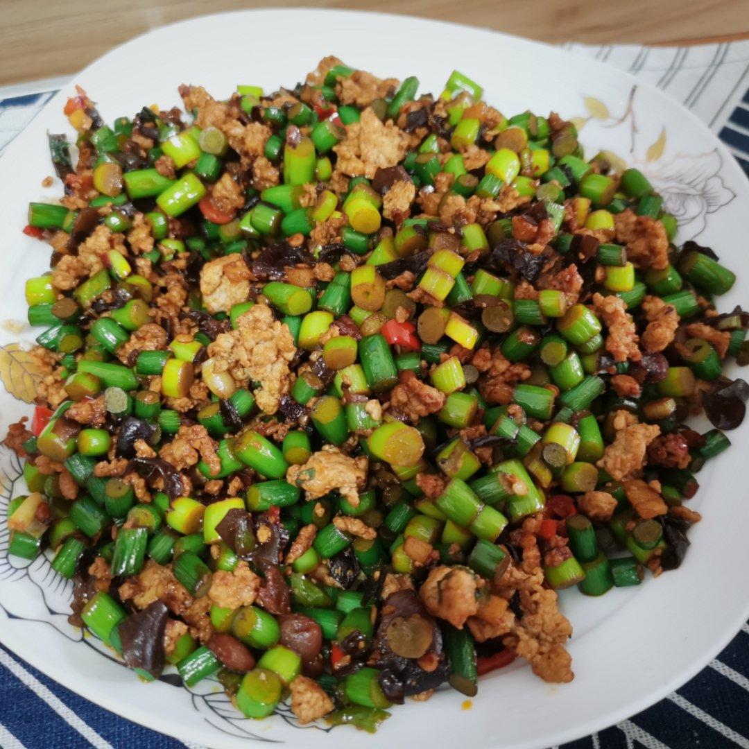 下饭菜～蒜苔肉末
