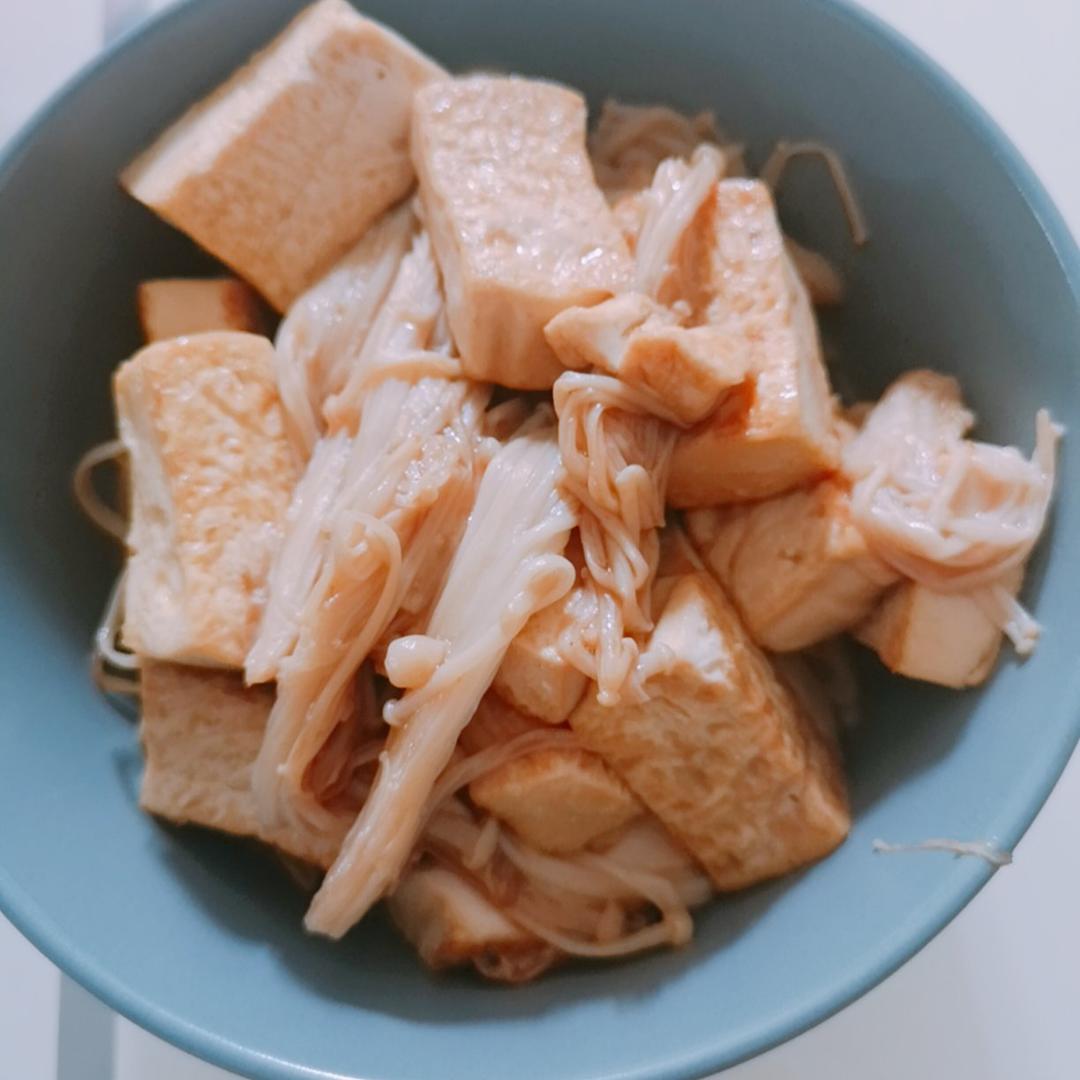 金针菇焖豆腐