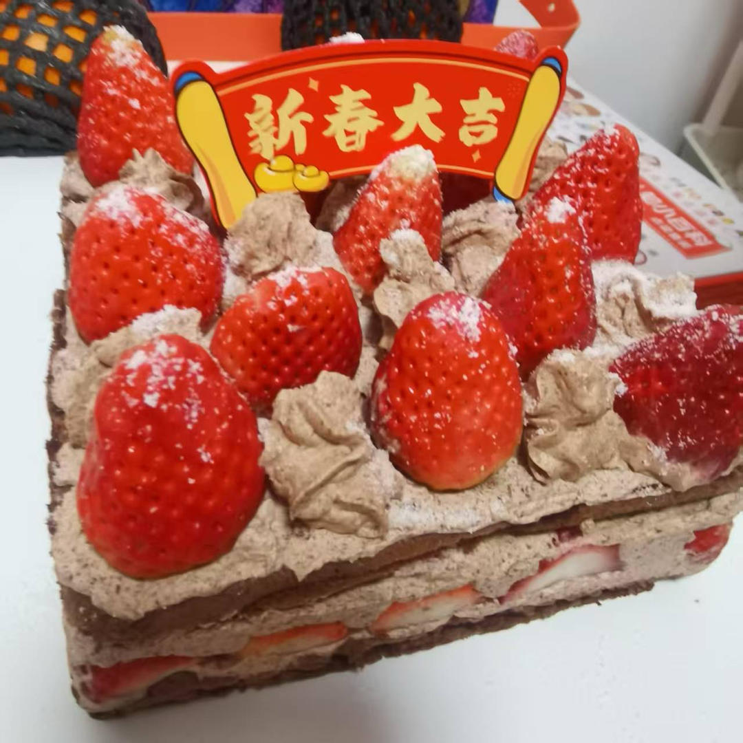圣诞季🎄巧克力草莓蛋糕🍰很难不心动呀❤️