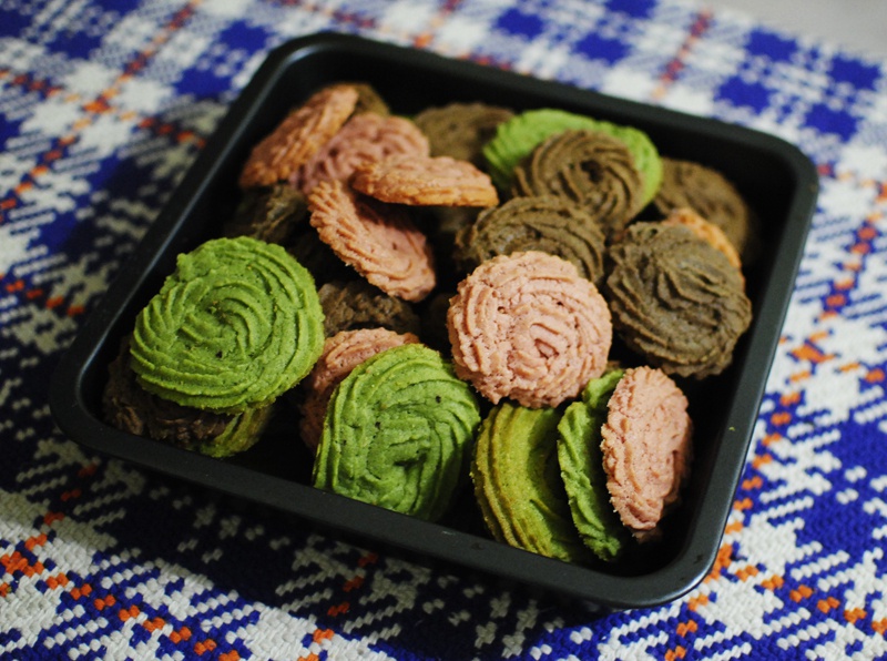 多种口味曲奇（香草、巧克力、抹茶）