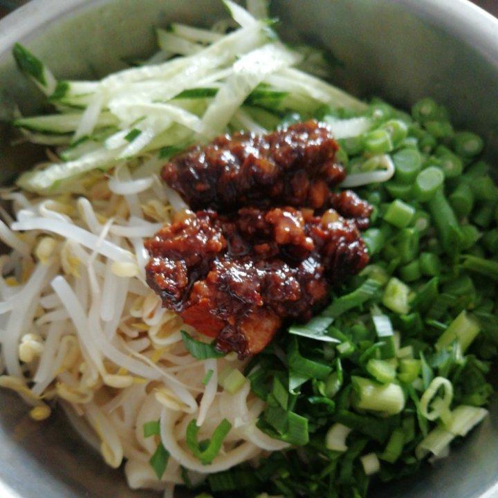 炸酱面
