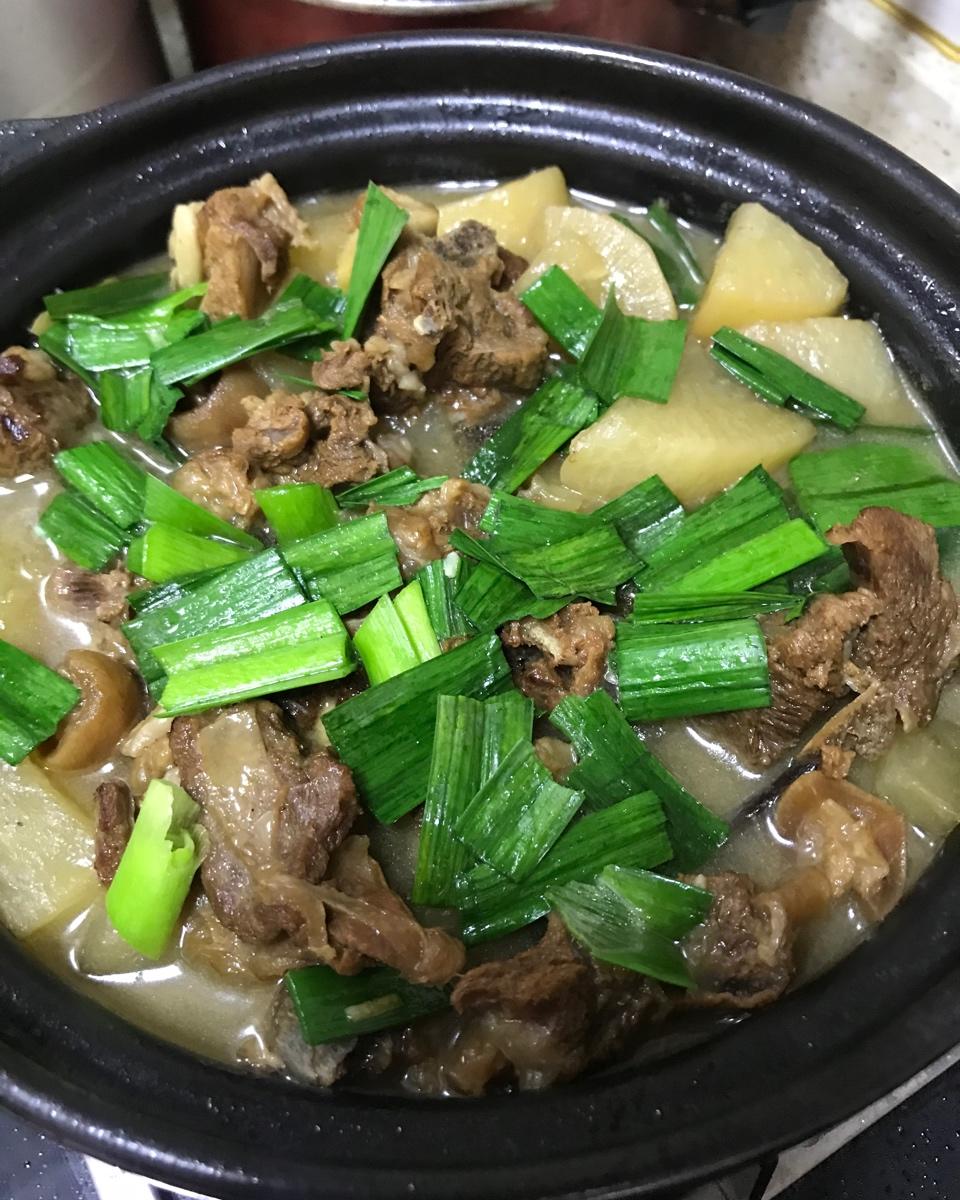 羊肉炖白萝卜