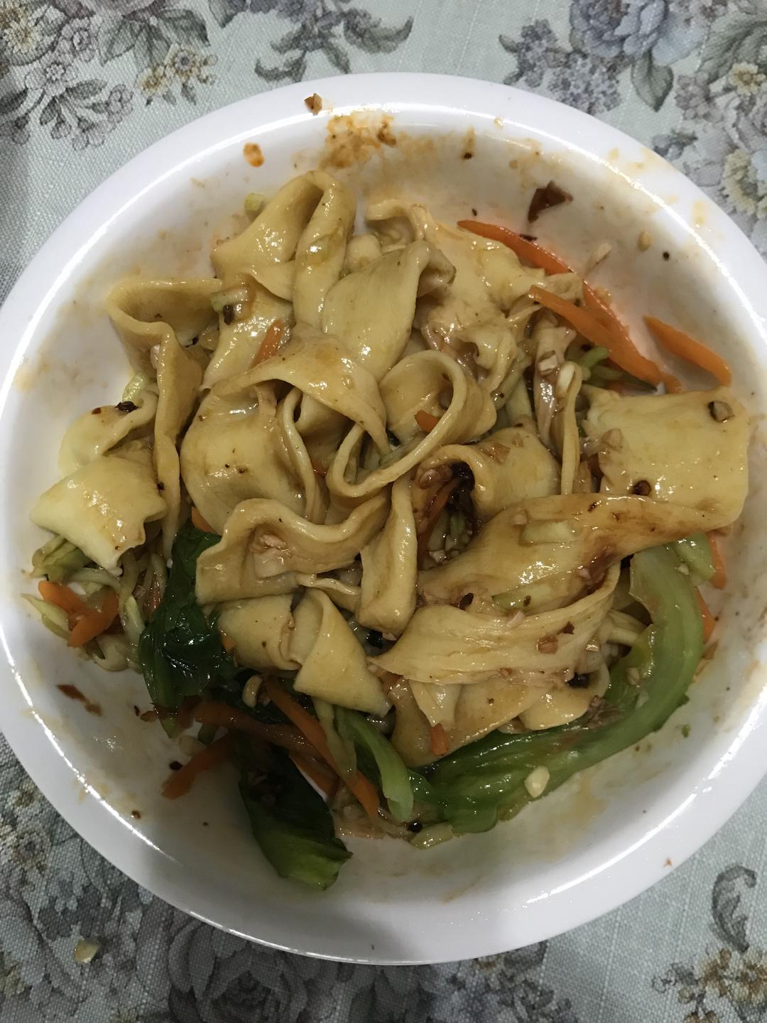 油泼面的做法