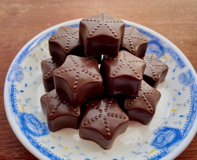 可可粉变黑巧克力（生酮）的做法