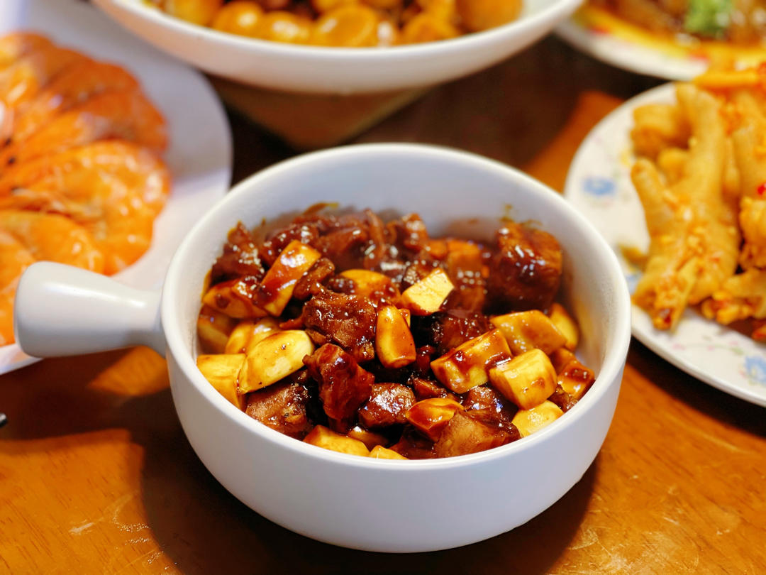 复刻天津桂园餐厅的黑蒜子牛肉粒
