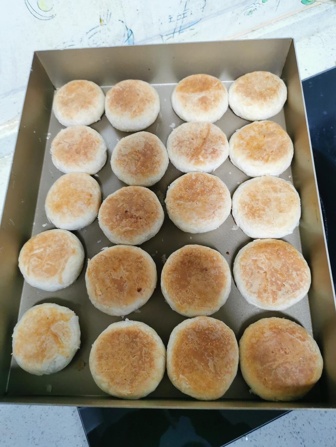 不用揉皮也能做出酥掉渣的绿豆酥饼