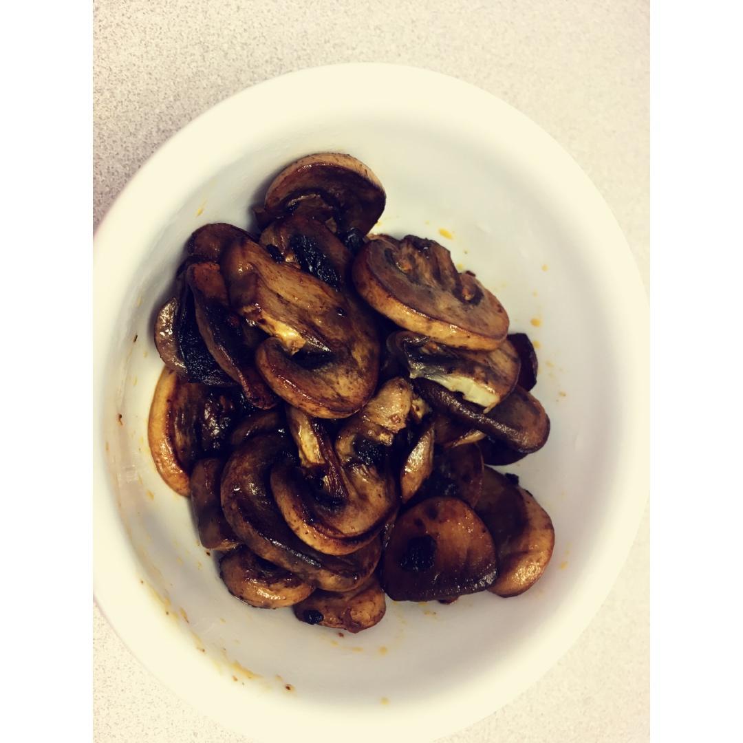 炒蘑菇