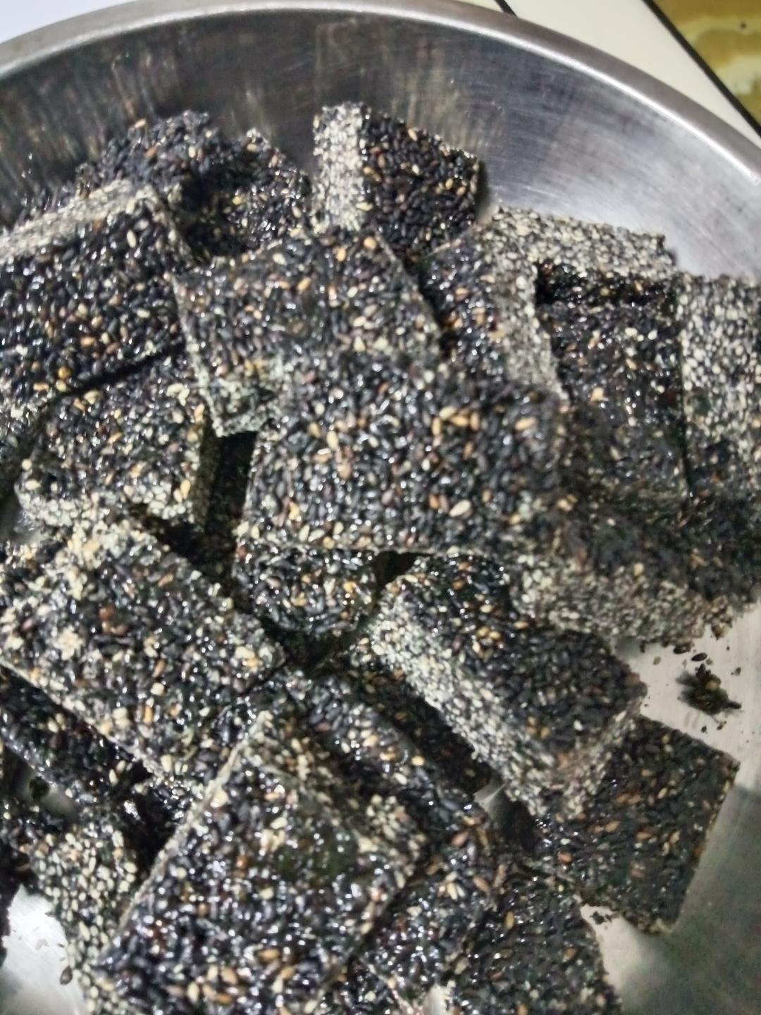 香酥黑芝麻糖