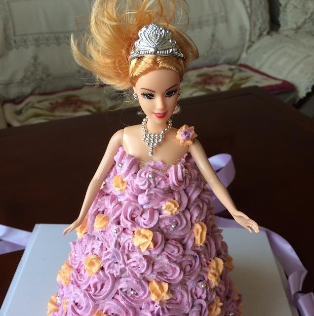 芭比娃娃蛋糕的做法
