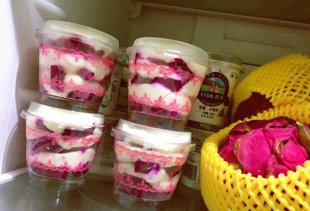 奶油水果杯（消耗淡奶油和吃货最爱）