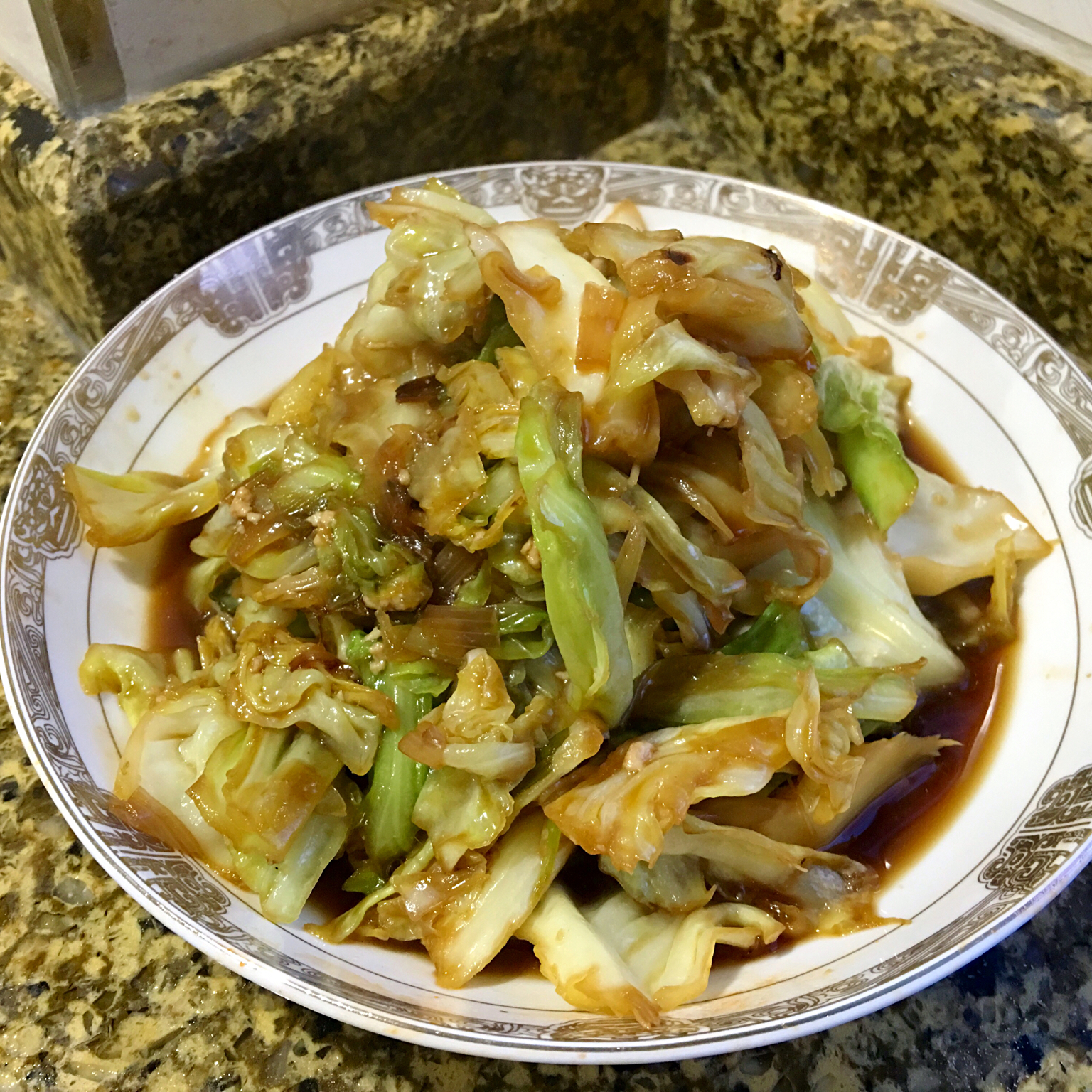 阿婆手撕包菜