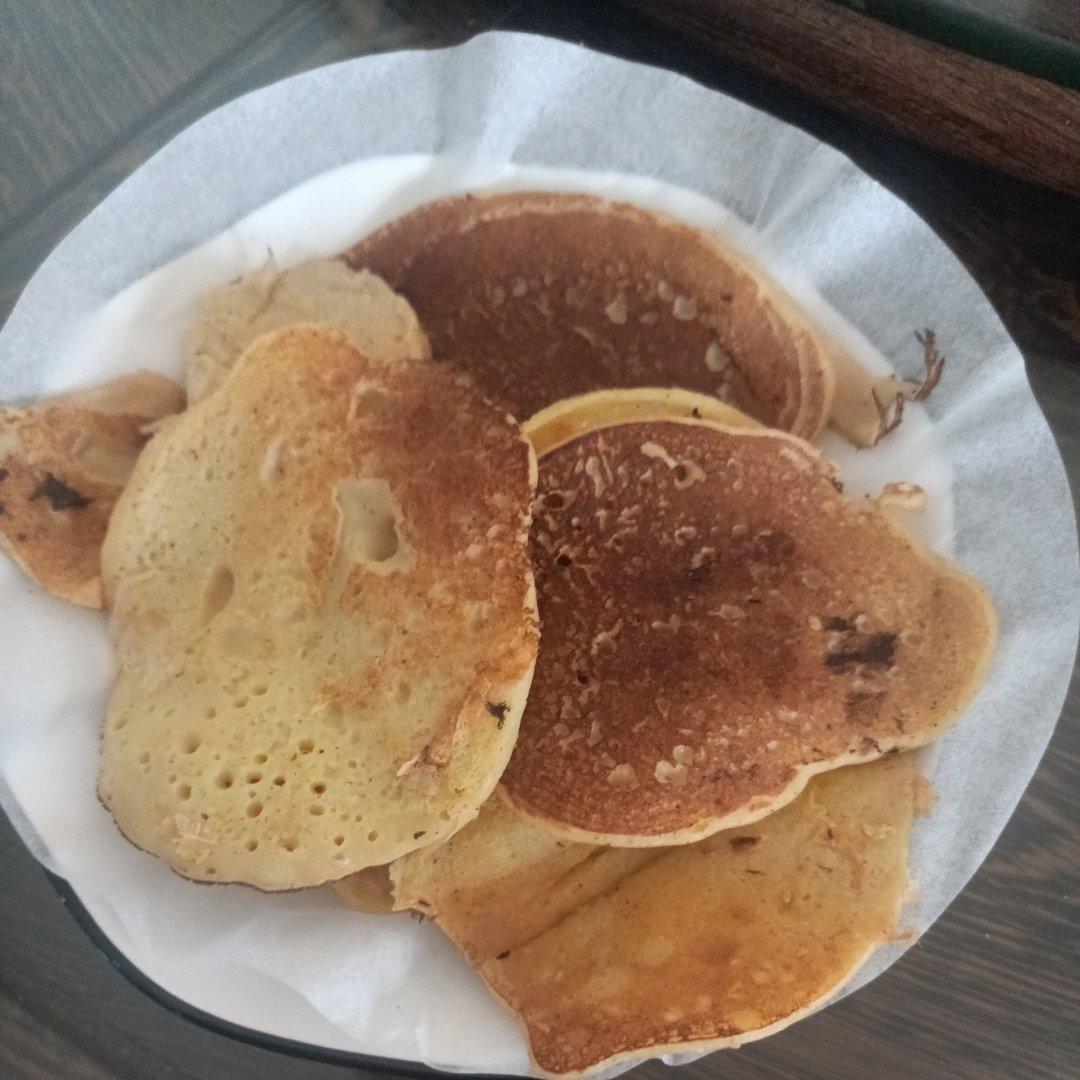 儿童早餐—香蕉牛奶松饼