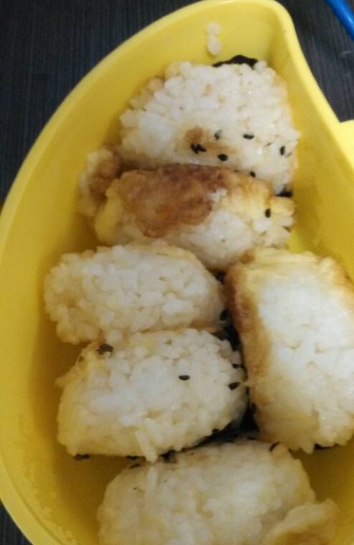 蛋煎饭团