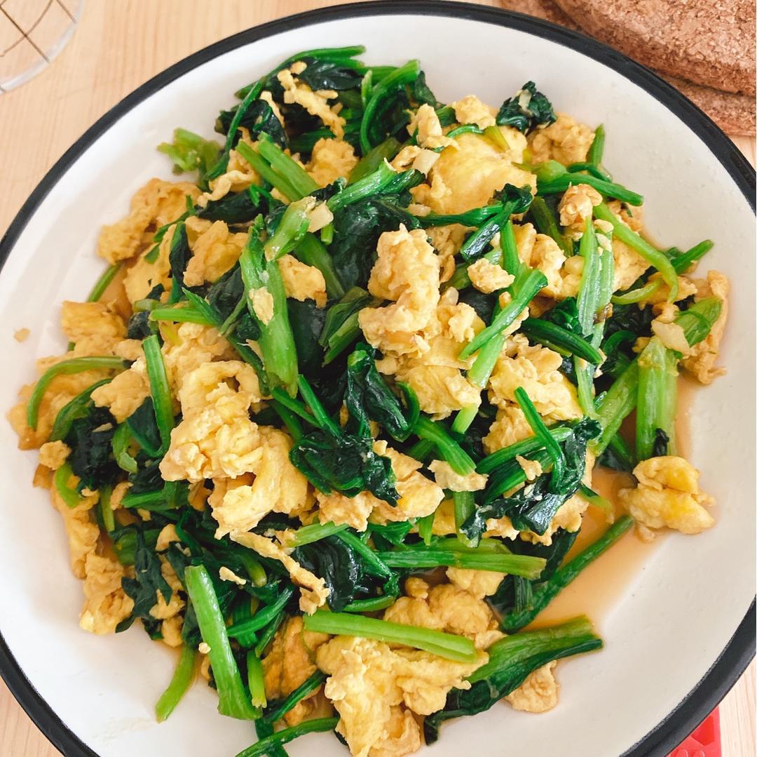 菠菜炒鸡蛋