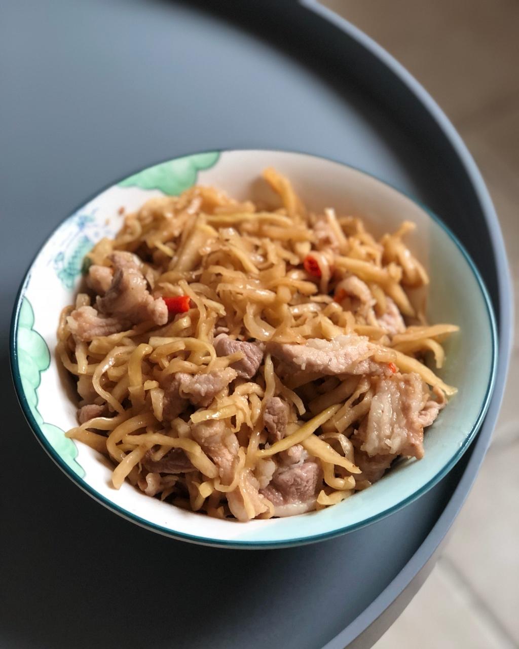 倔犟害死牛做的酸木瓜炒肉