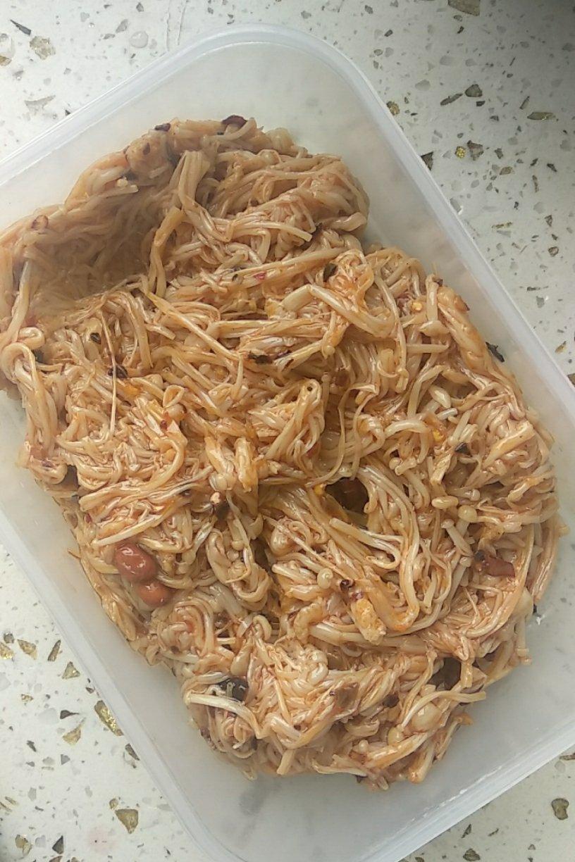 红油金针菇