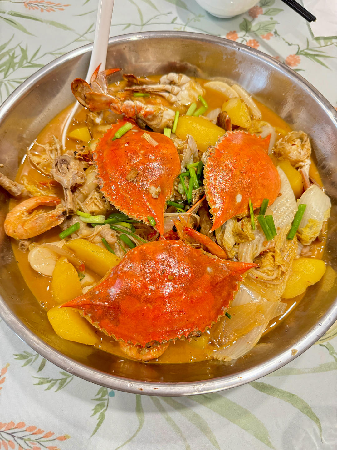 胖哥俩肉蟹煲