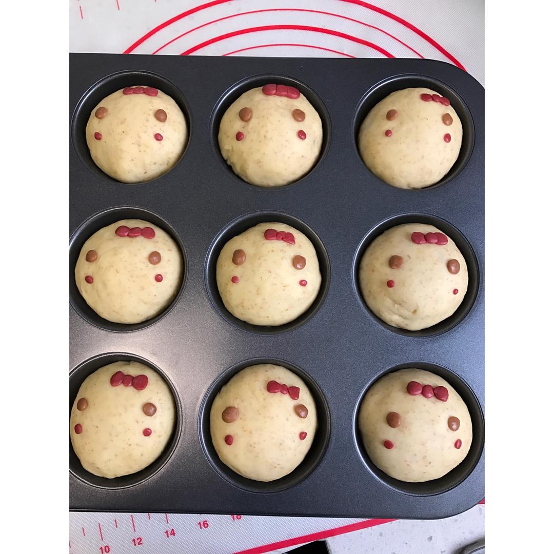 萌萌小鸡挤挤面包