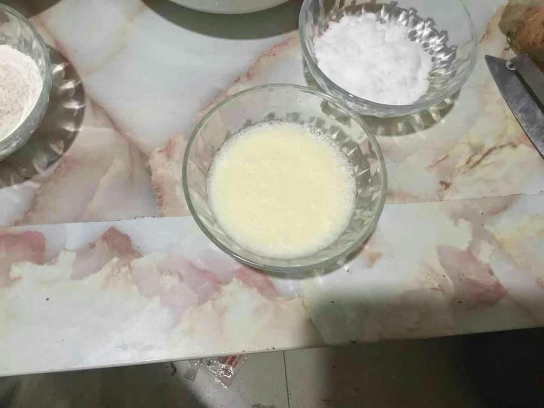 纯奶手撕吐司的做法 步骤1