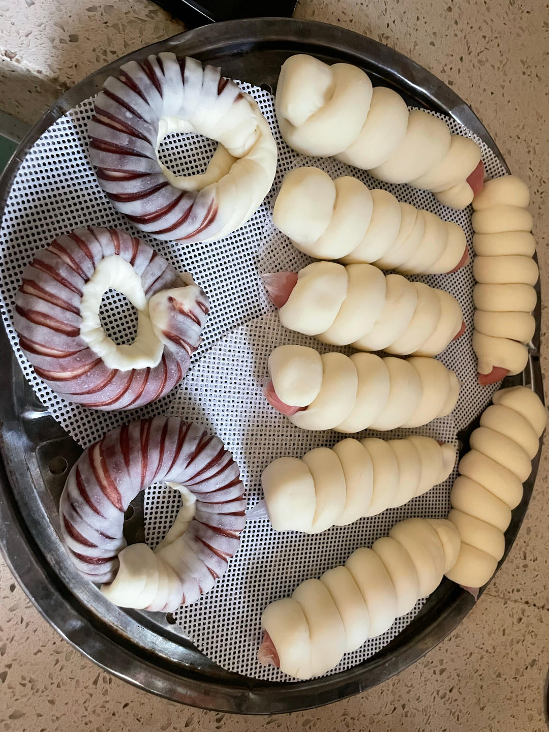毛毛虫馒头