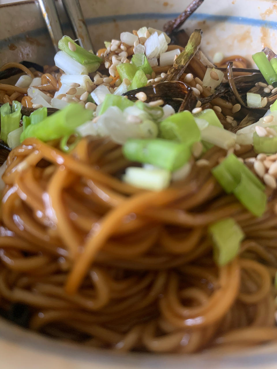 香煎黑椒鸡腿肉