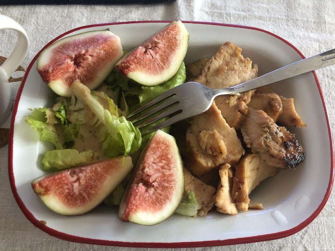 酷炫屌炸天好吃的煎鸡胸肉（香蒜蜂蜜煎鸡胸肉）