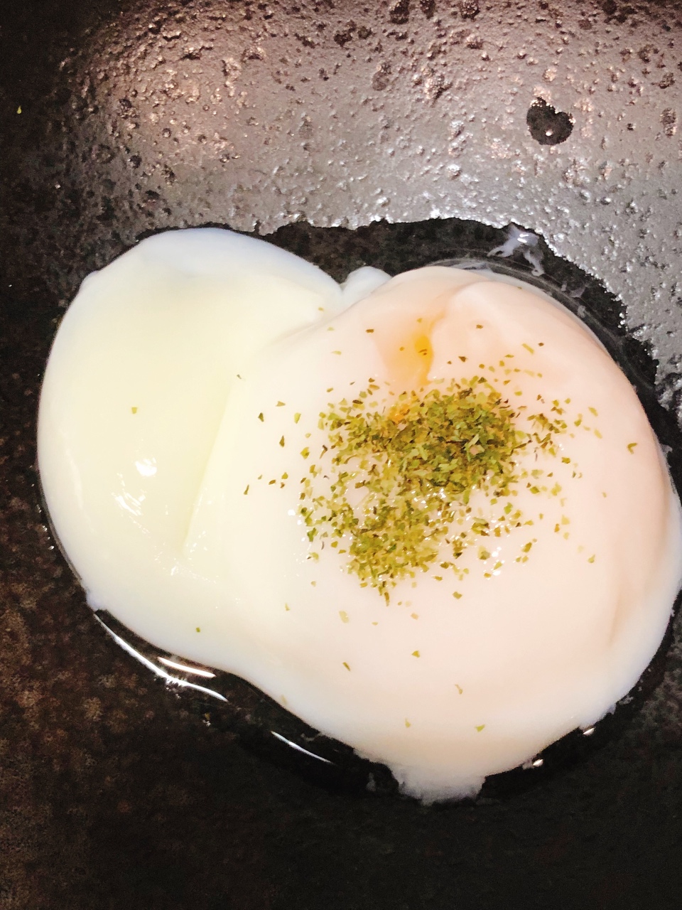 简单放置，滑嫩三分熟的温泉蛋的做法
