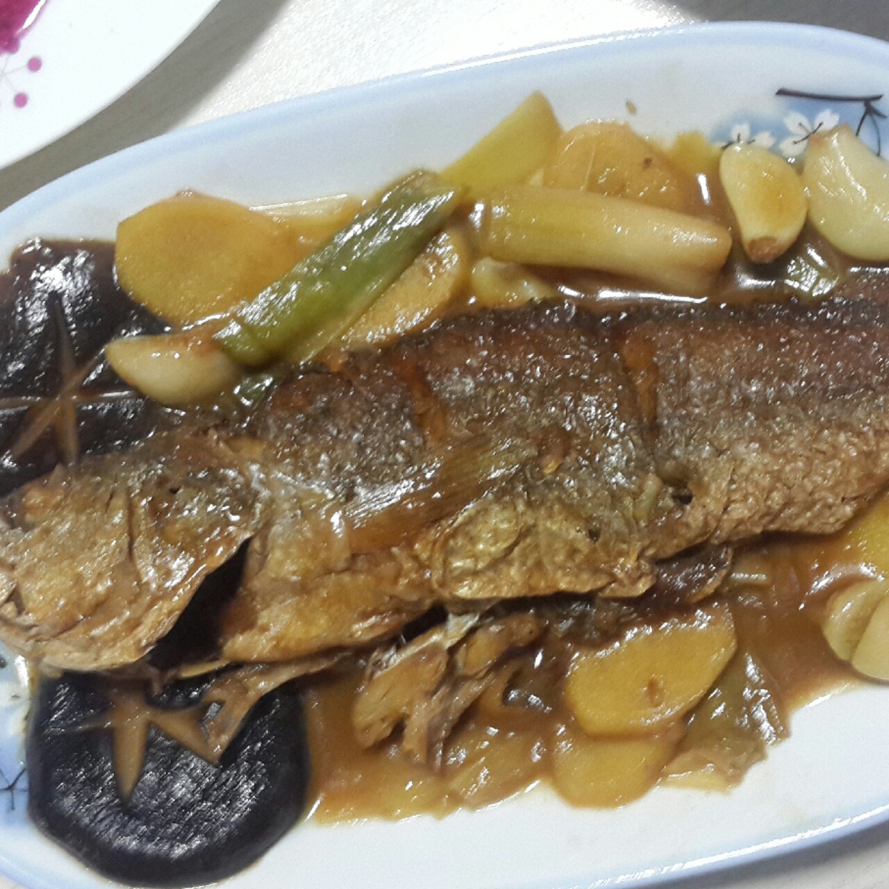 红烧黄鱼—鱼皮不破的小窍门