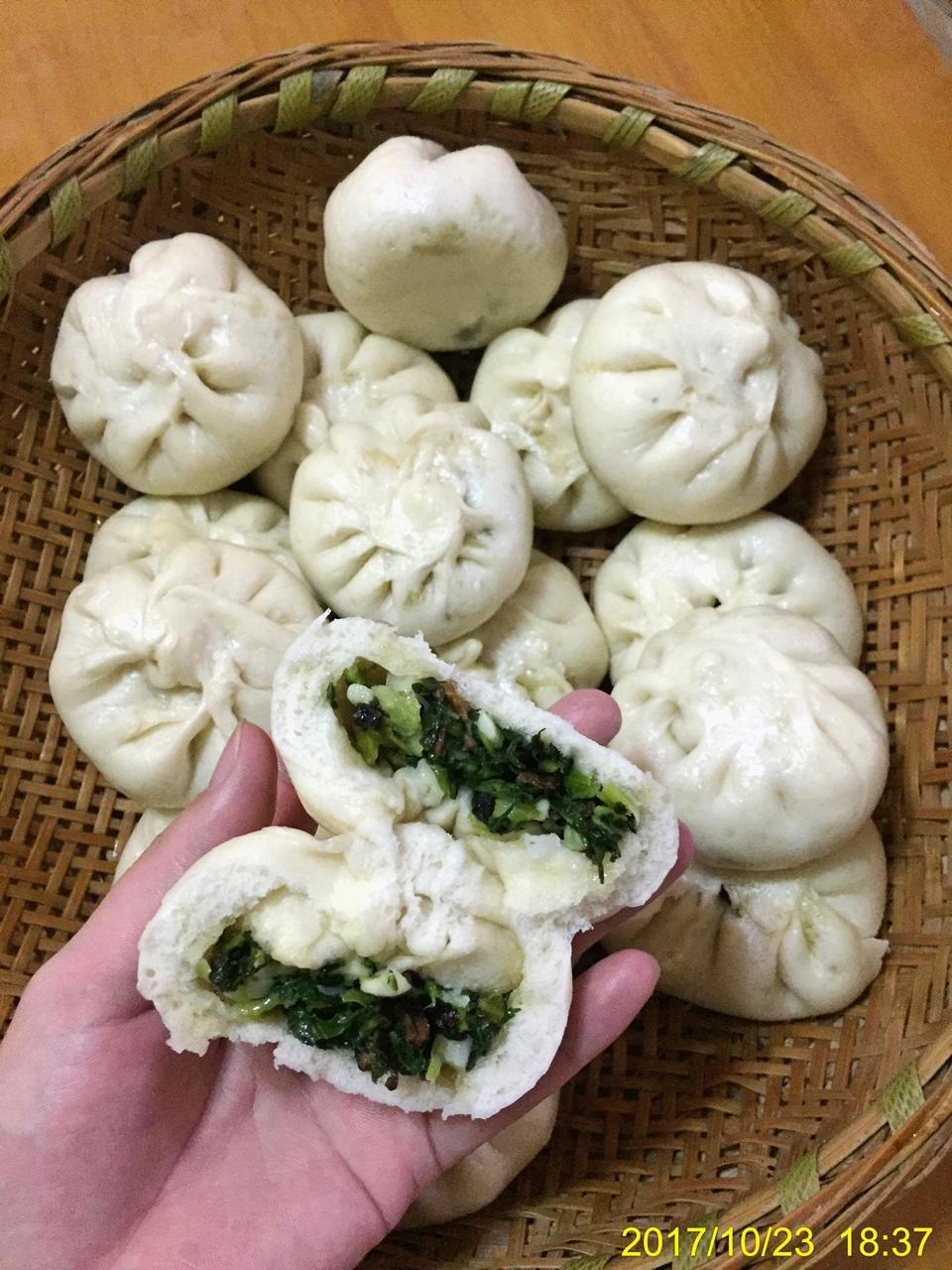 冬笋香菇菜包