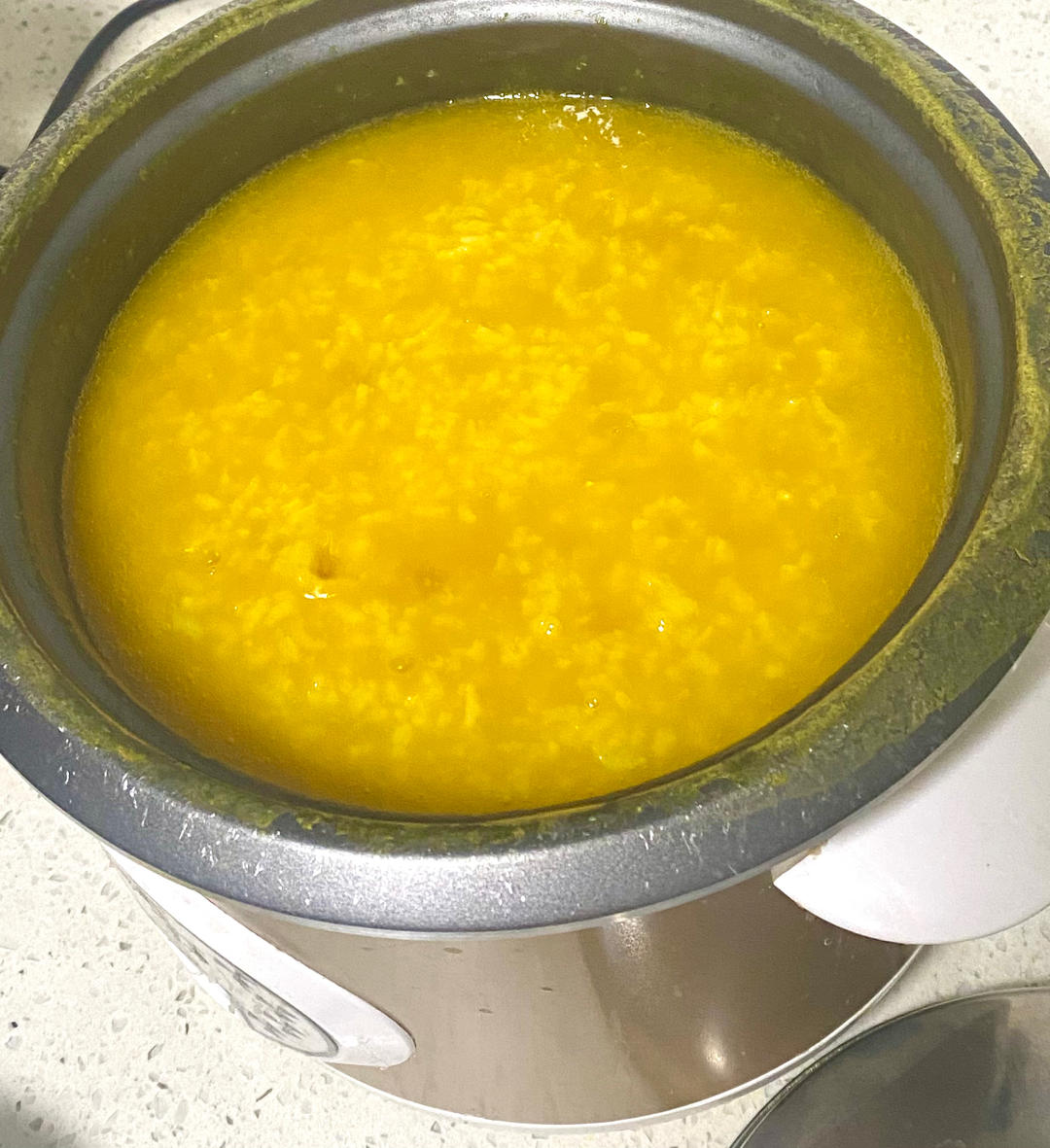 电饭锅版香甜南瓜粥