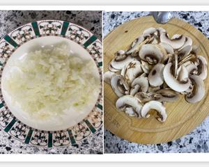 奶油蘑菇汤（双人份简单版）的做法 步骤2