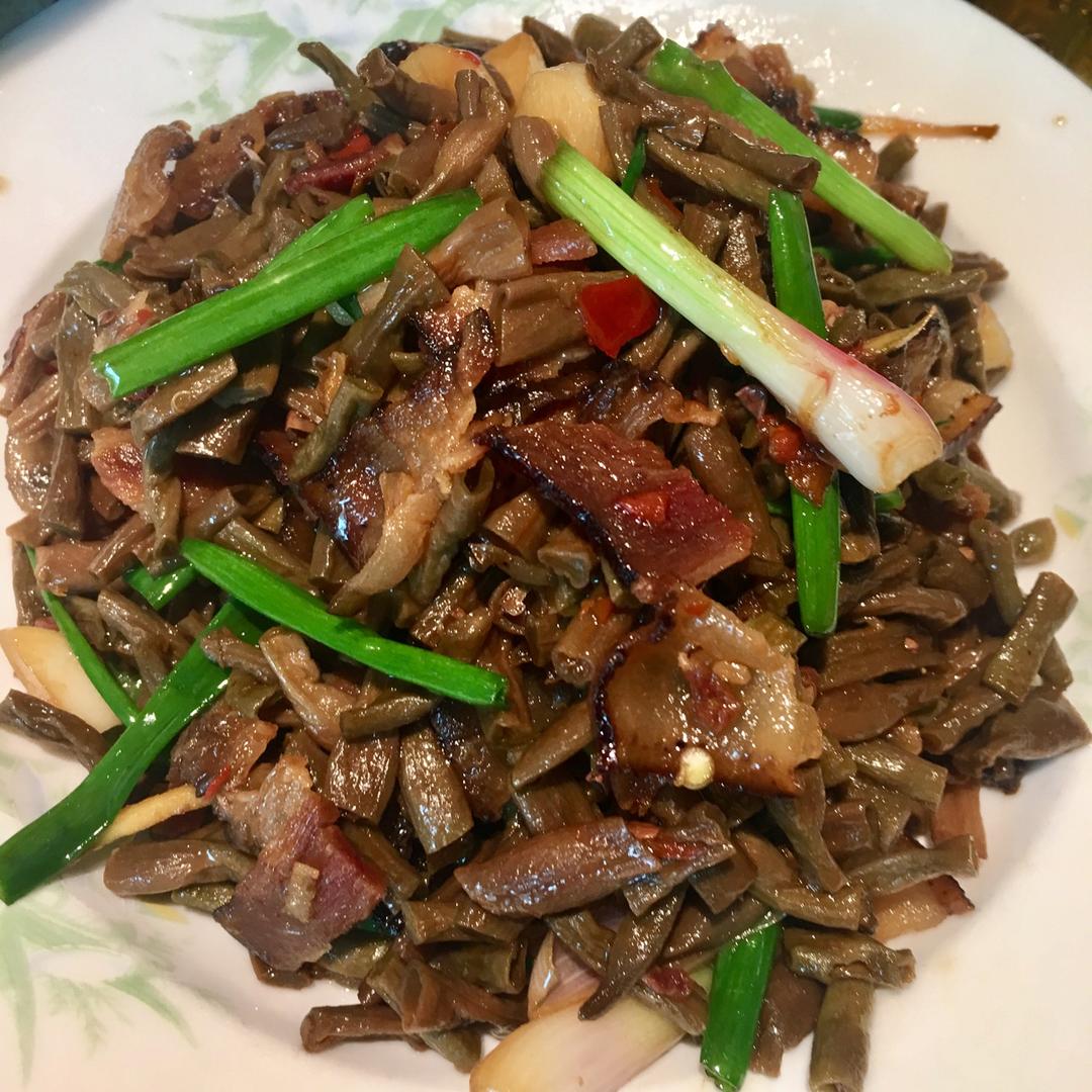 炒干豆角 cl_99做的炒干豆角 赞 新鲜长干豆,青辣椒,新鲜红色小米椒