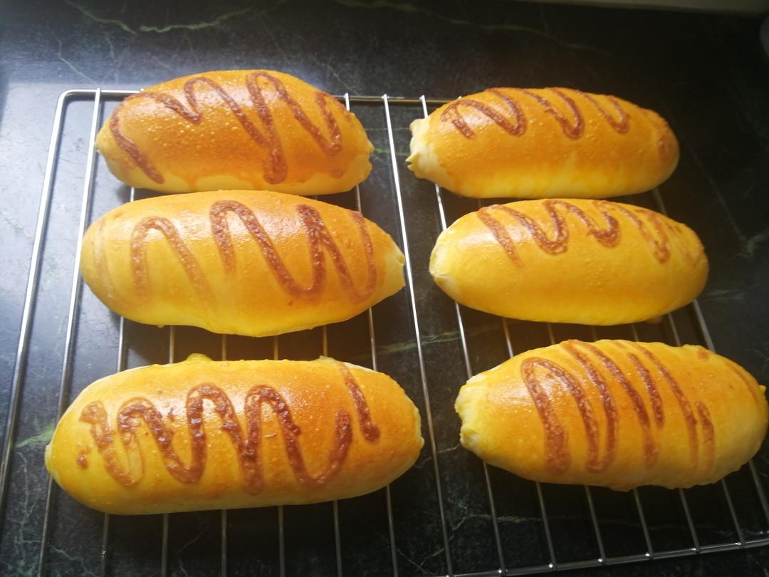 香甜软绵卡士达酱夹心软面包（含光亮剂方法）